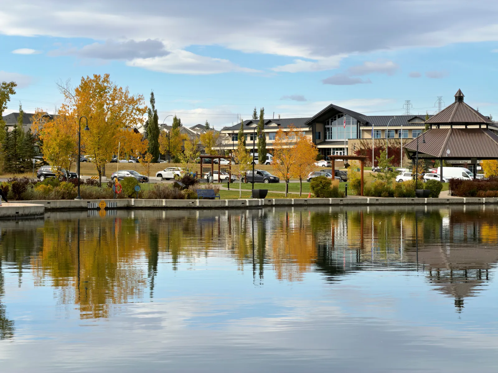 Chestermere Lake in autumn
